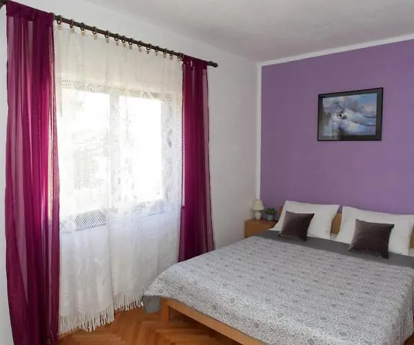 Apartament With Parking Space Pag - 12035