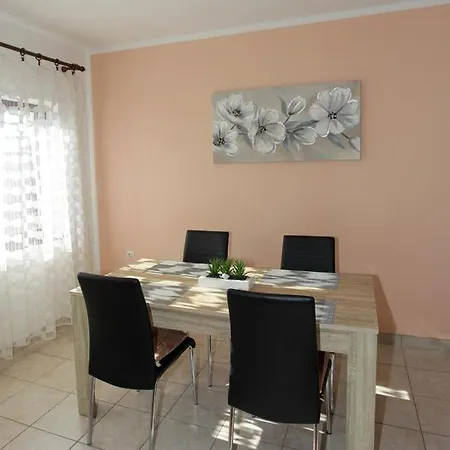 With Parking Space Pag - 12035 Appartement *