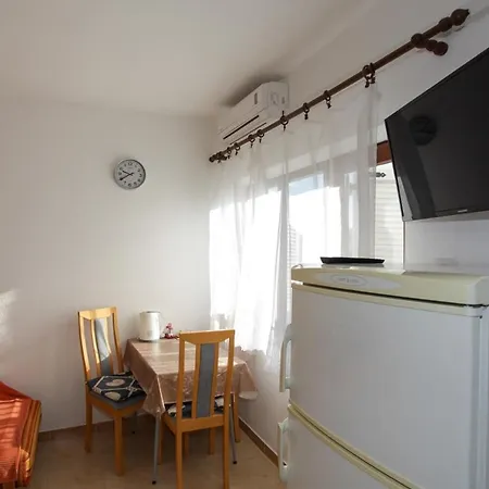 Appartement With Parking Space Pag - 12035